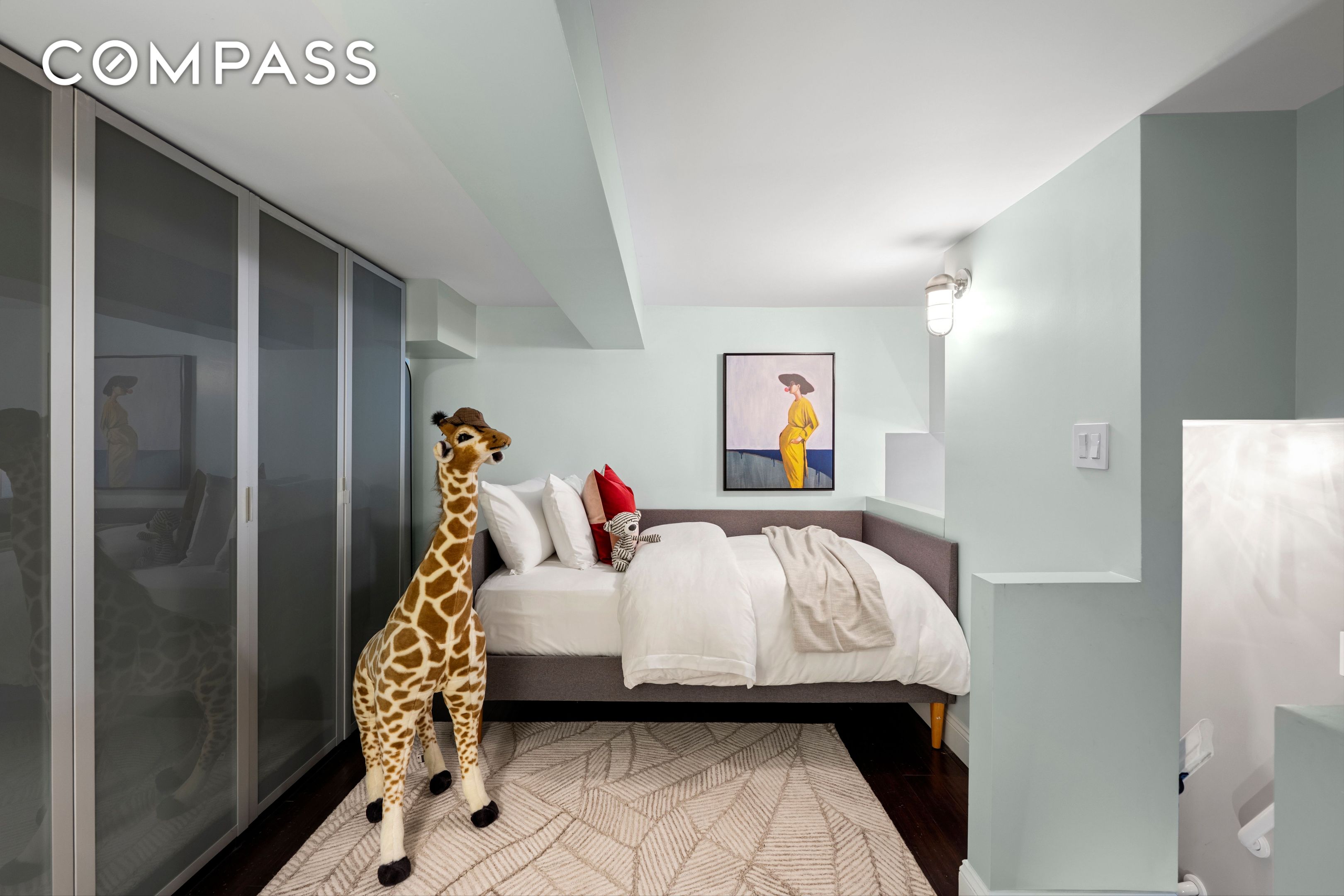 #13 photo, 253 W 73rd Street, マンハッタン Upper West Side , NY 10023