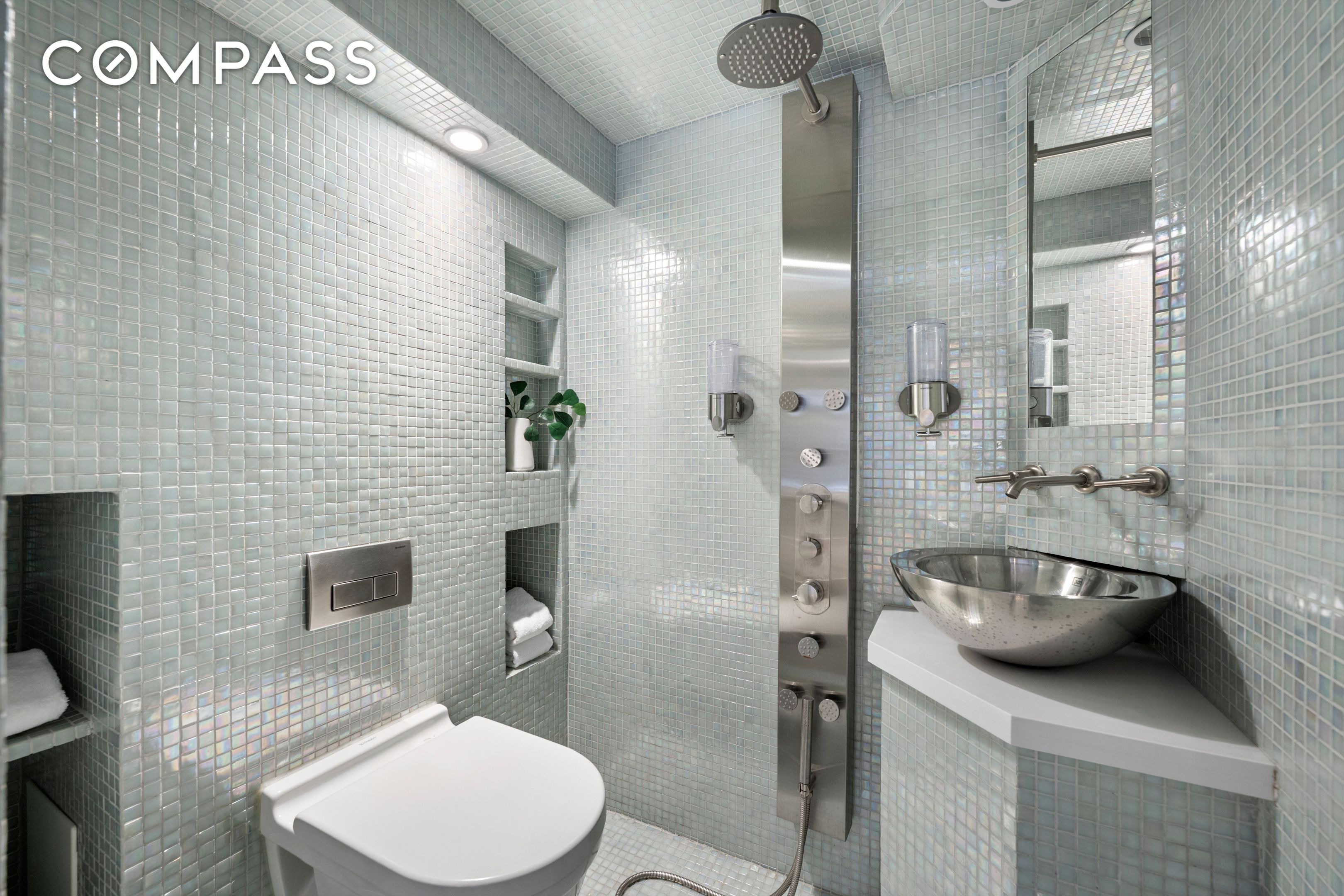 #16 photo, 253 W 73rd Street, マンハッタン Upper West Side , NY 10023