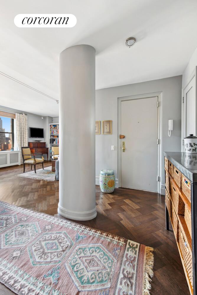 #15 photo, 12 W 72ND Street, マンハッタン Lincoln Square , NY 10023