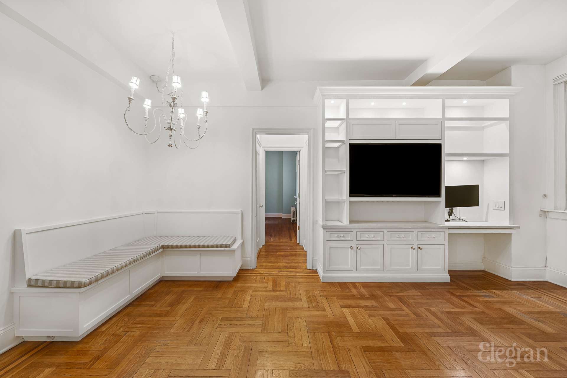 #4 photo, 410 Central Park W, マンハッタン Upper West Side , NY 10025