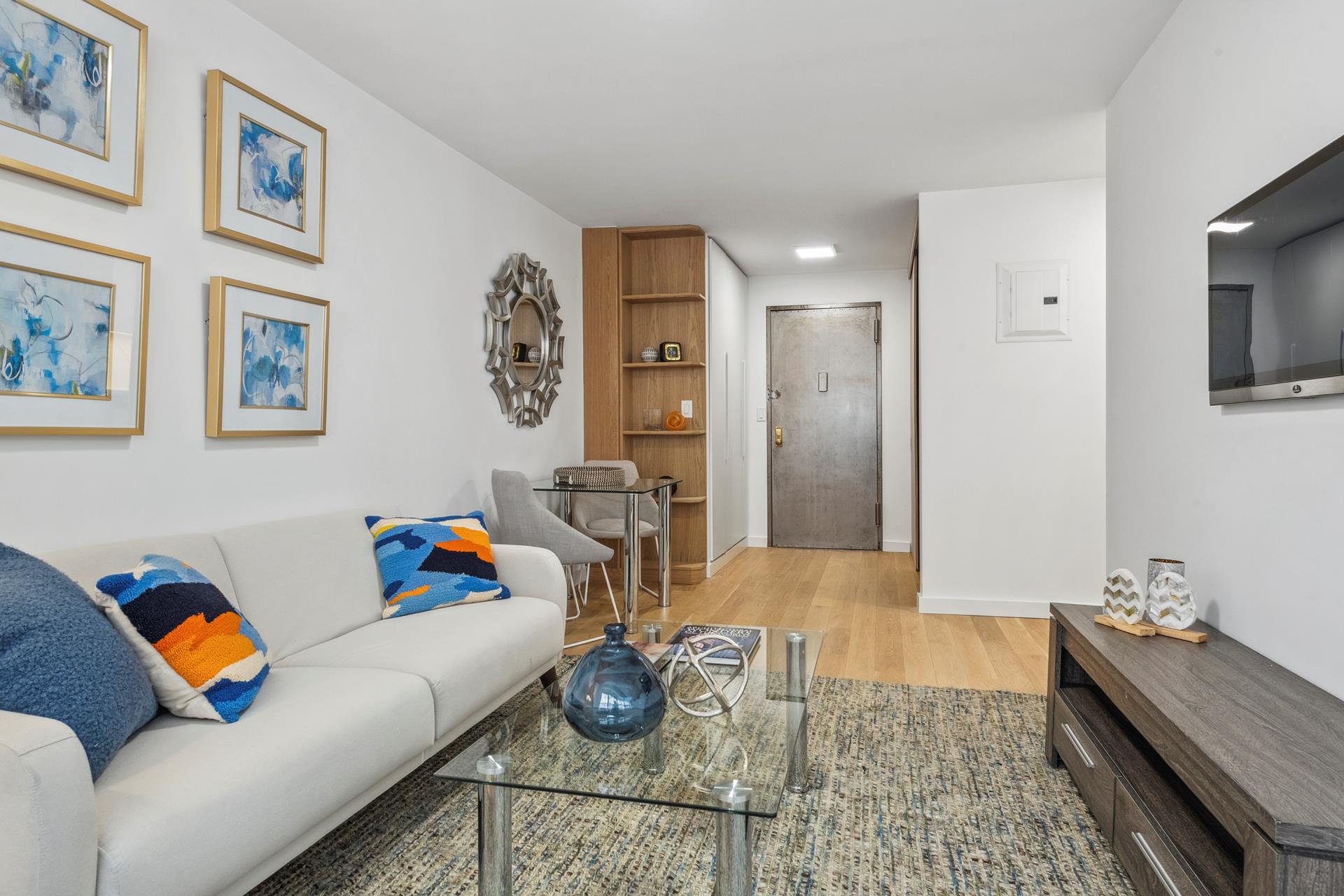 #1 photo, 340 E 80TH Street, मैनहटन Yorkville , NY 10021