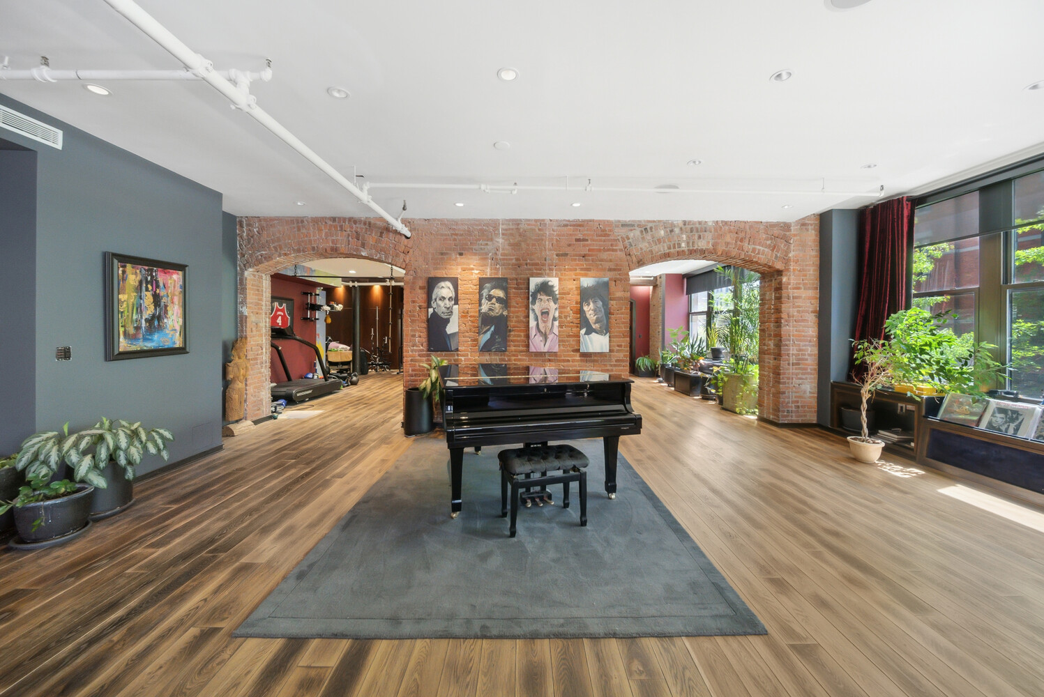 #1 photo, 345 W 13TH Street, マンハッタン West Village , NY 10014