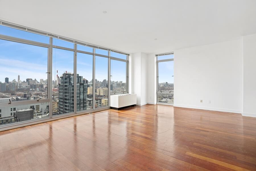 #1 photo, Long Island City, クイーンズ区 Long Island City , NY 11101