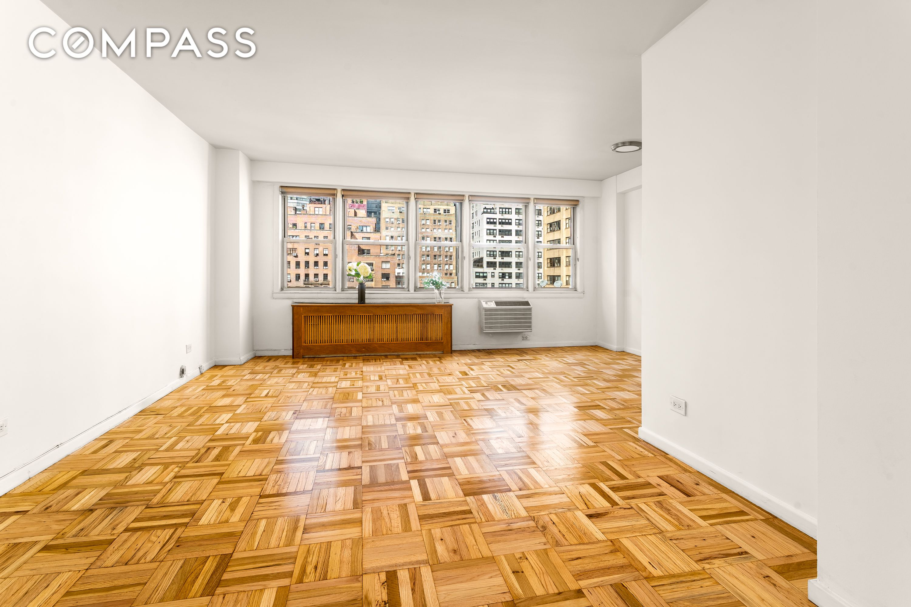 #5 photo, 150 E 37th Street, マンハッタン Murray Hill , NY 10016