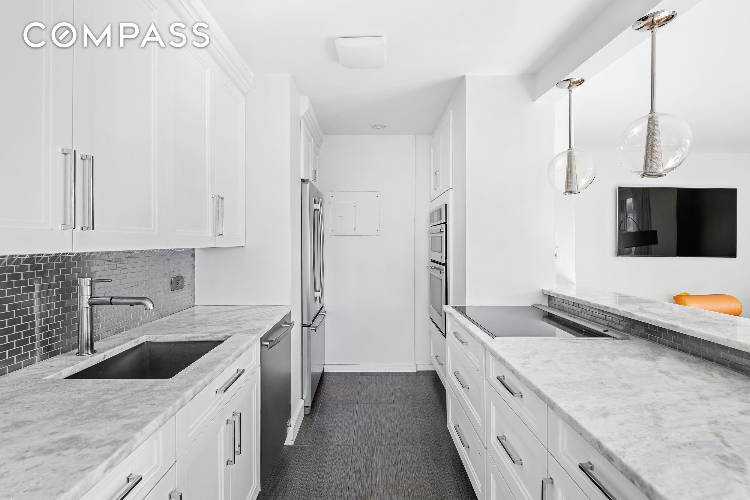 #11 photo, 137 E 36th Street, マンハッタン Murray Hill , NY 10016