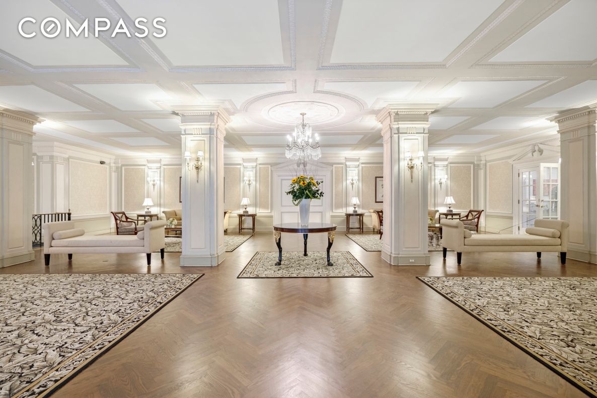 #10 photo, 225 Central Park W, マンハッタン Upper West Side , NY 10024