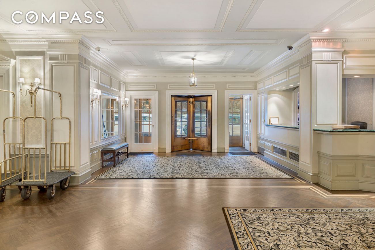 #12 photo, 225 Central Park W, マンハッタン Upper West Side , NY 10024