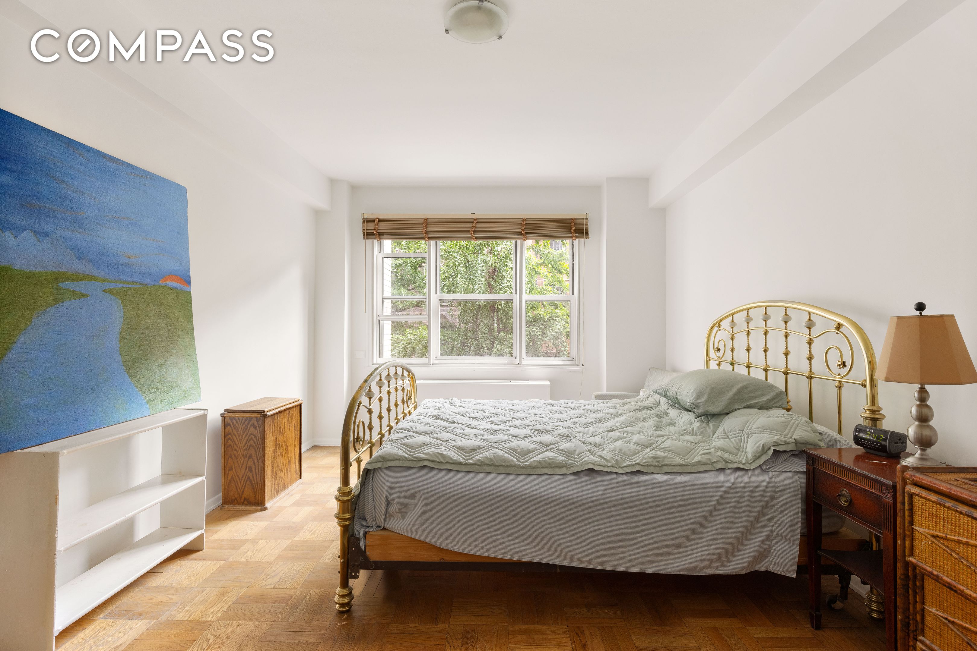 #8 photo, 11 5th Avenue, マンハッタン Greenwich Village , NY 10003