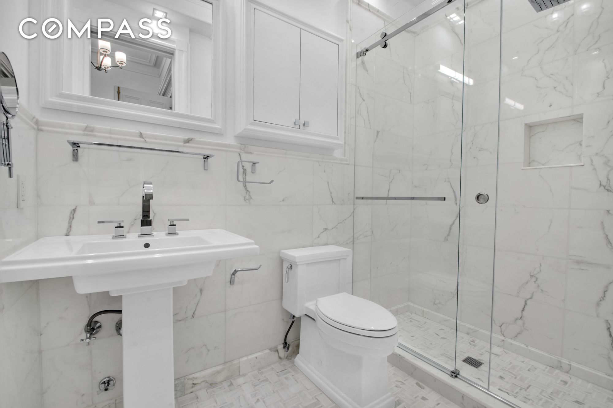 #16 photo, New York City, マンハッタン Lenox Hill , NY 10065