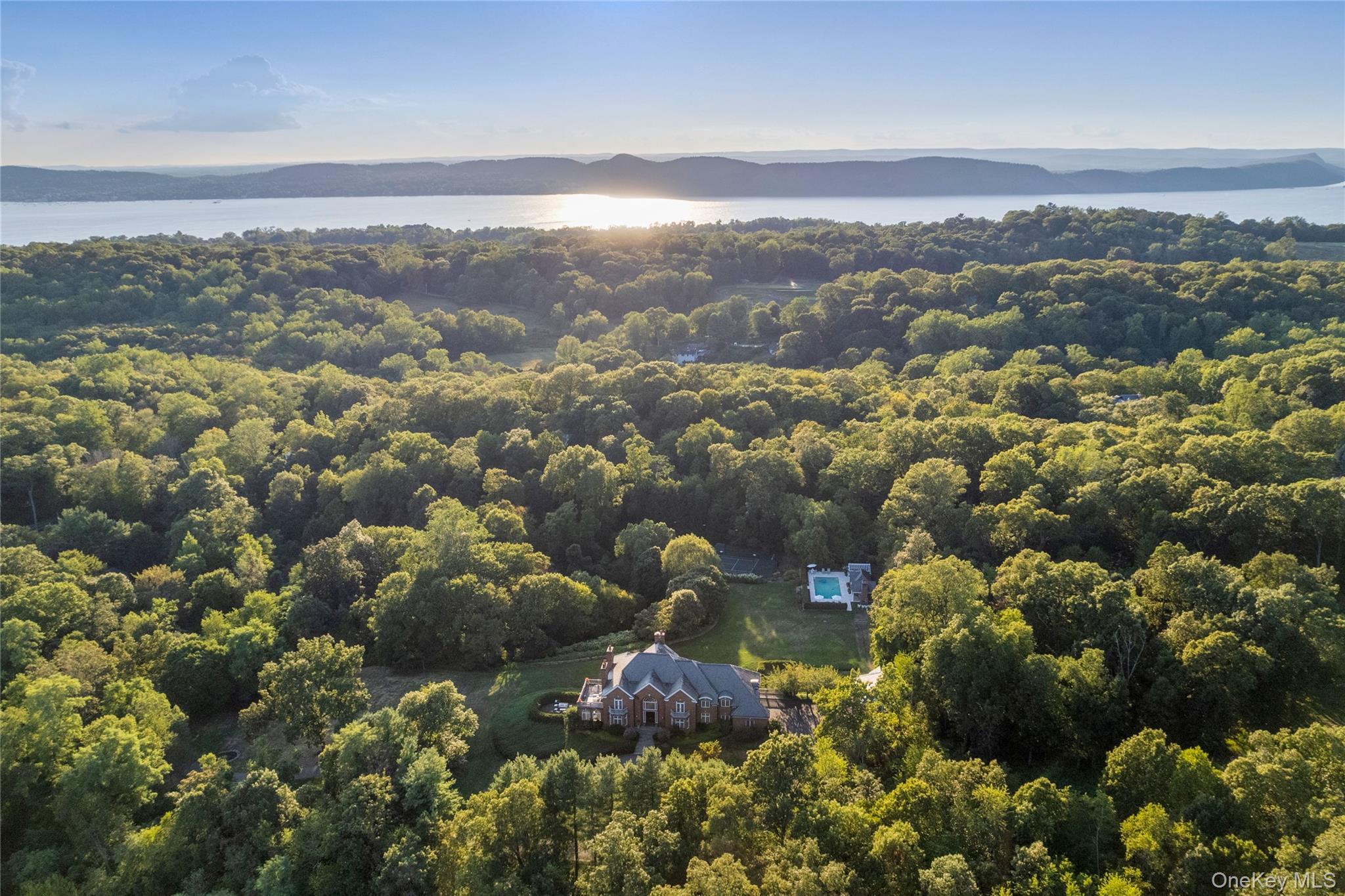 #1 photo, 778 Sleepy Hollow Road, Briarcliff Manor , NY 10510