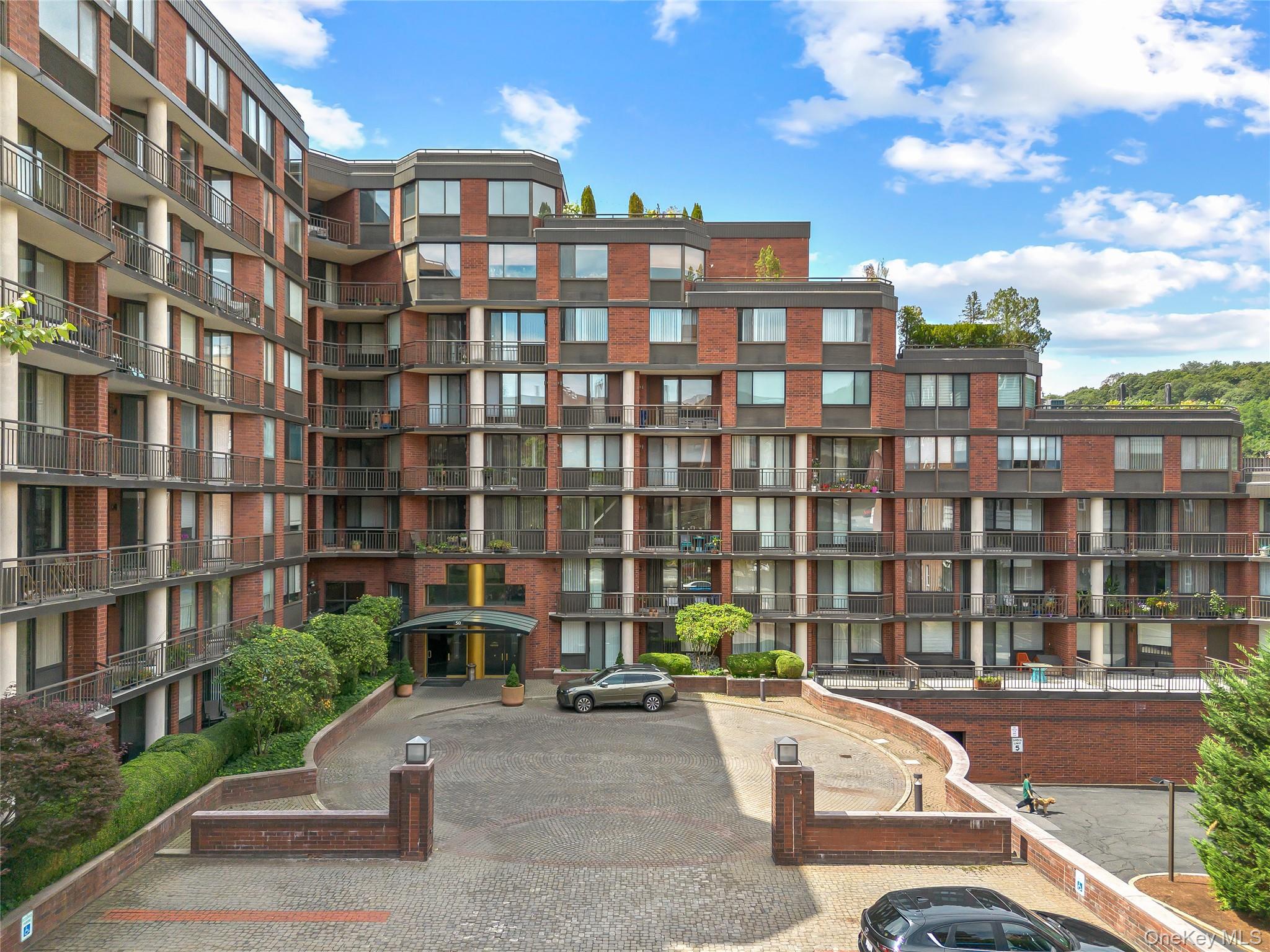 #2 photo, 50 E Hartsdale Avenue, Hartsdale , NY 10530