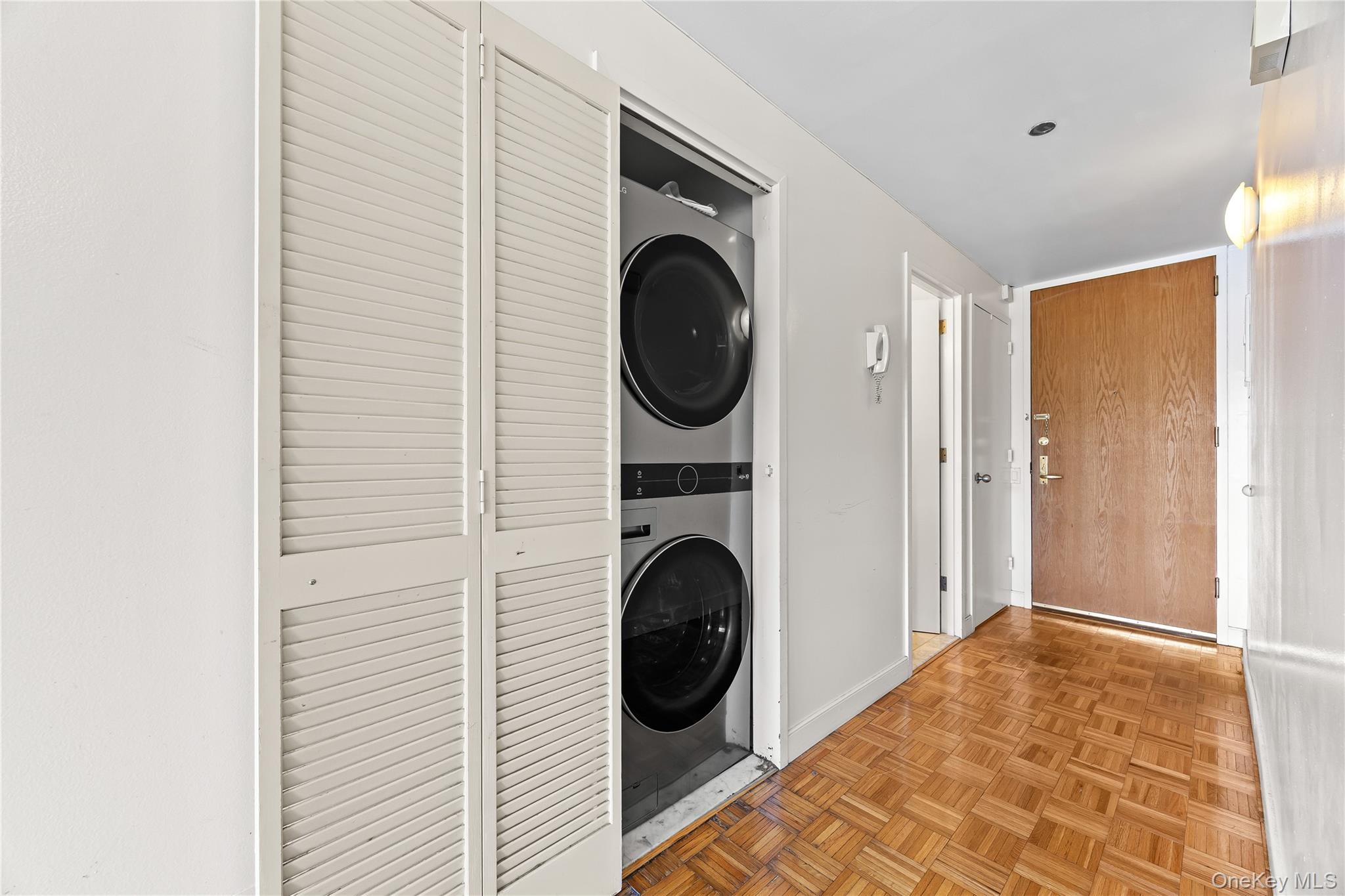 #4 photo, 50 E Hartsdale Avenue, Hartsdale , NY 10530