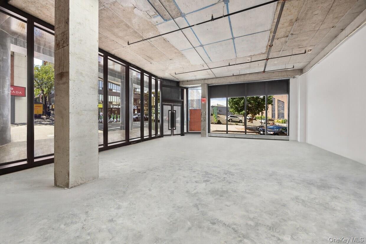 #2 photo, 36-21 Prince Street, クイーンズ区 Flushing , NY 11354