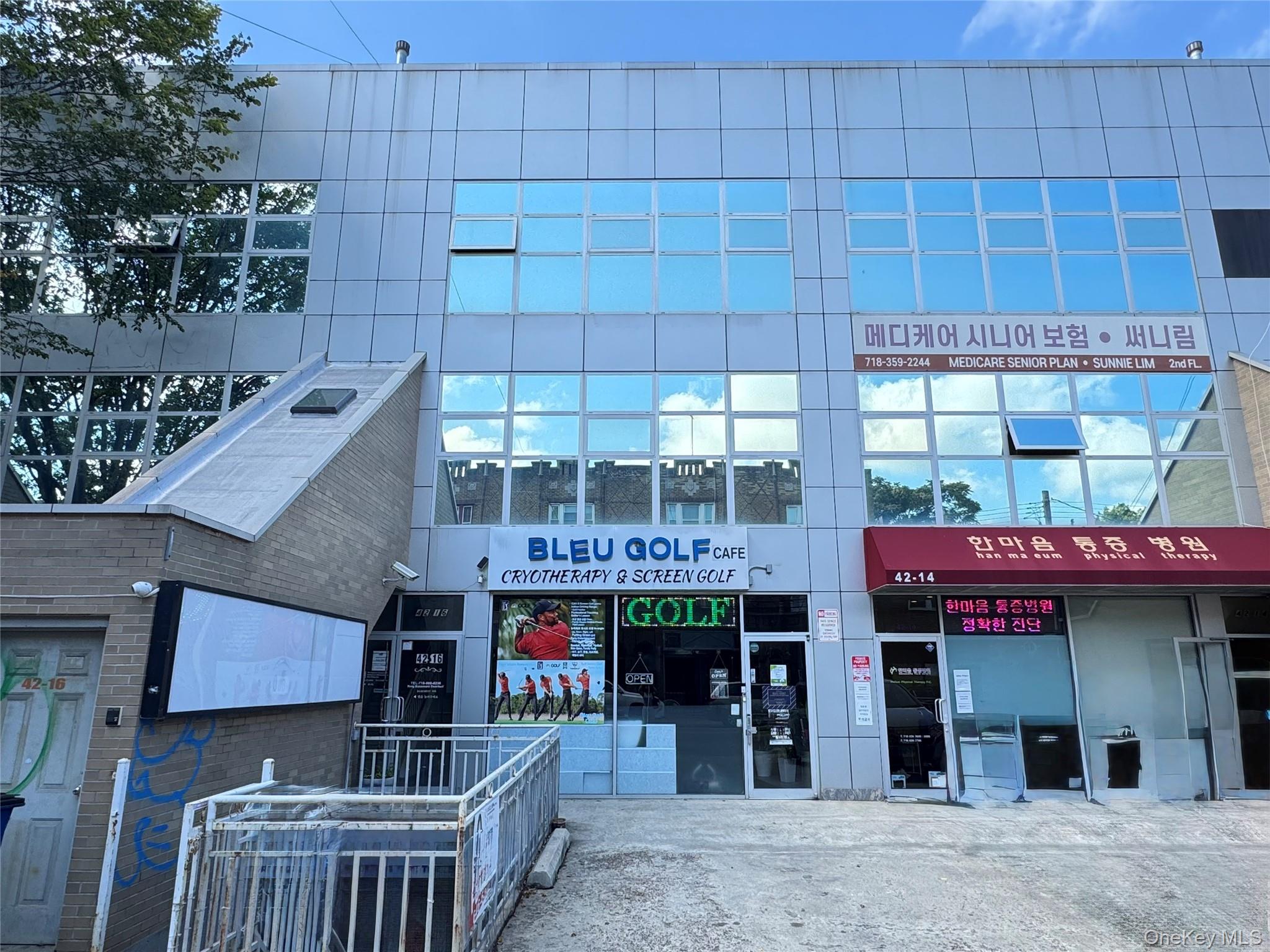 #1 photo, 42-16 162nd Street, クイーンズ区 Flushing , NY 11358