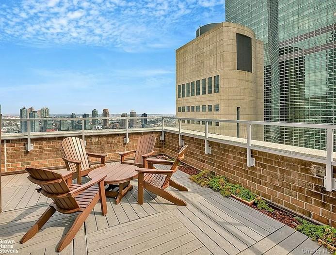 #14 photo, 333 E 45th Street, 曼哈頓 中城东区 New York (Manhattan) , NY 10017