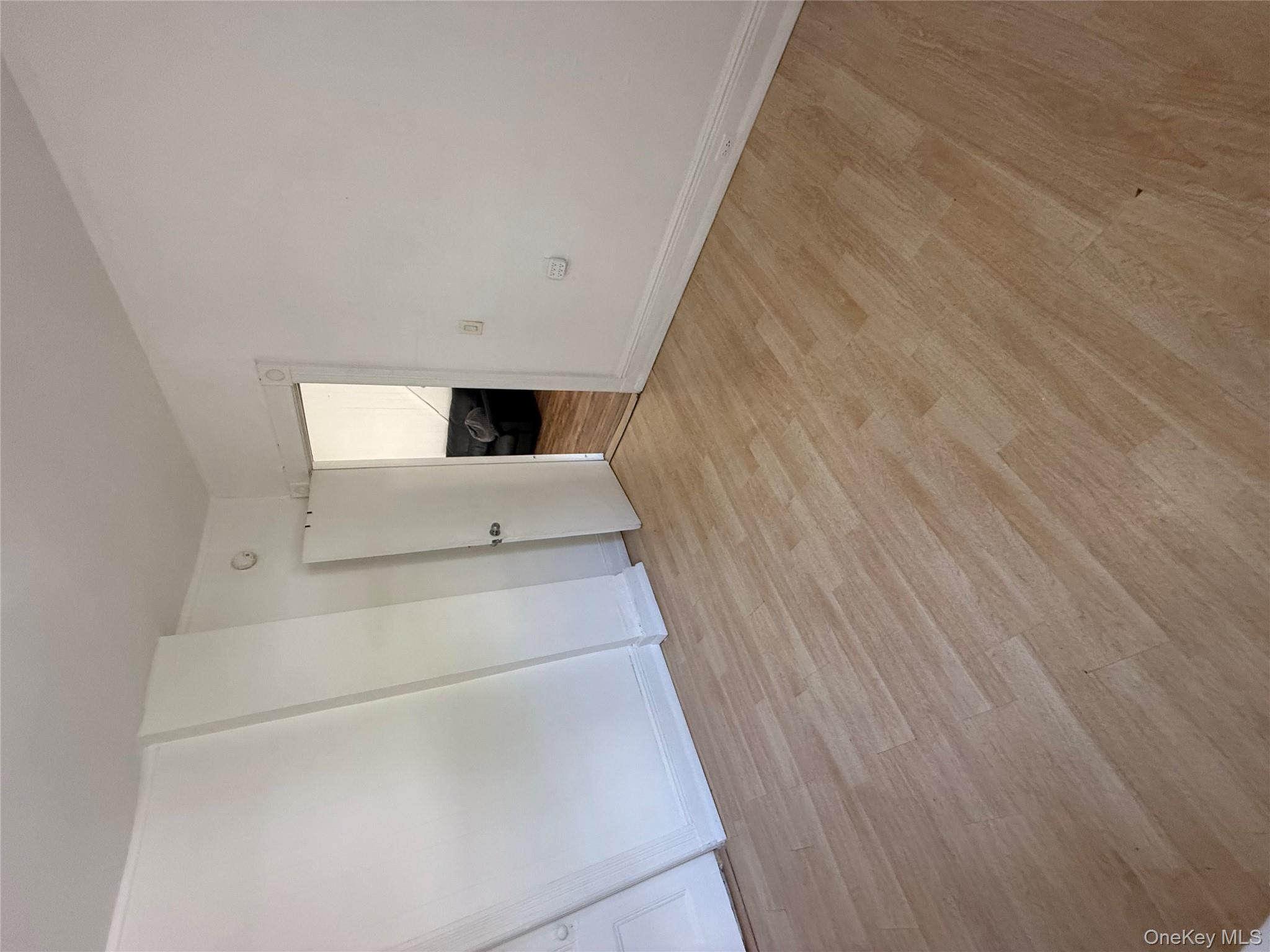 #1 photo, 83 Park Avenue, سوفولك Babylon , NY 11702