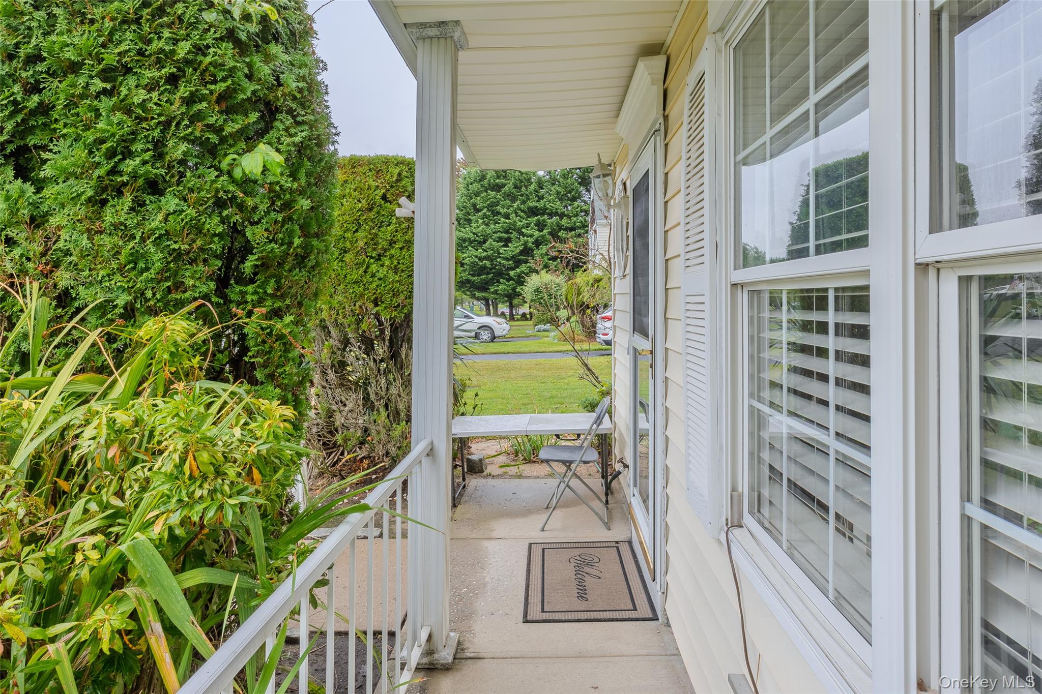 #2 photo, 6 Fox Path, サフォーク郡 Coram , NY 11727