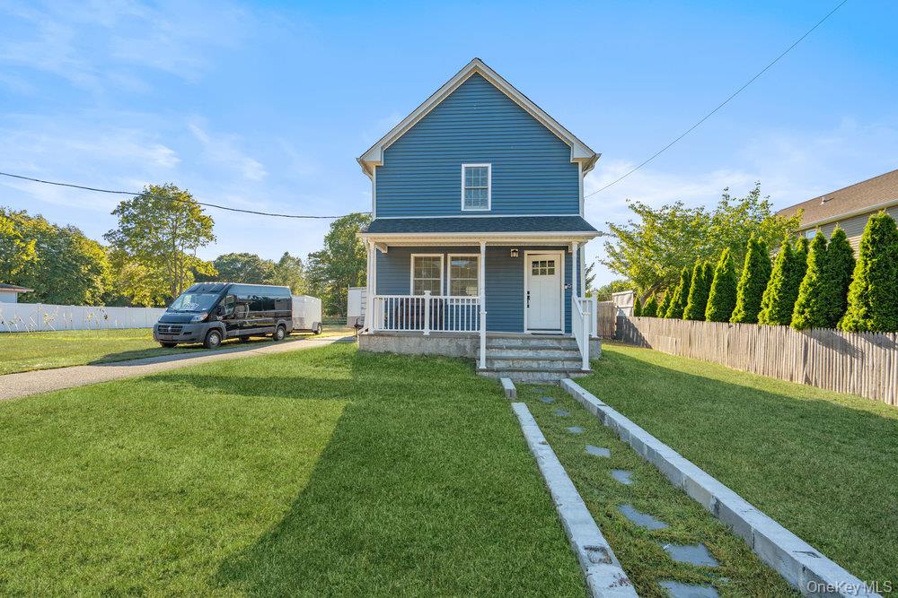 #1 photo, 41 Eatondale Avenue, سوفولك Blue Point , NY 11715