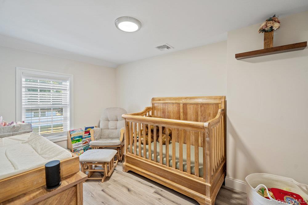 #19 photo, 41 Eatondale Avenue, سوفولك Blue Point , NY 11715