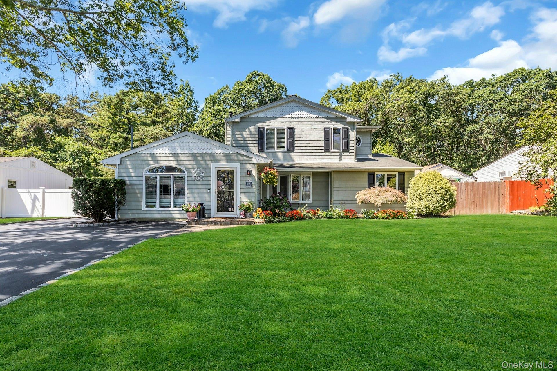 #1 photo, 554 Bayport Avenue, 东长岛 Bayport , NY 11705