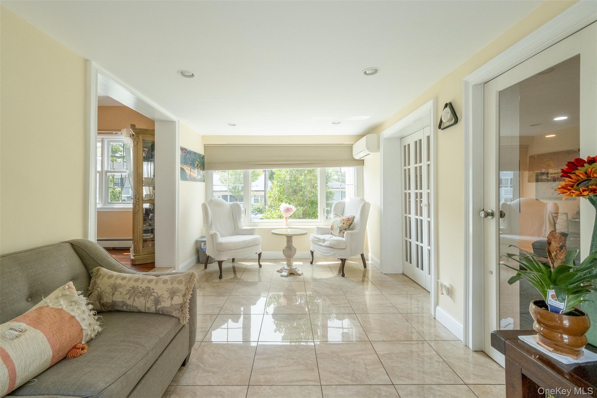 #10 photo, 982 Split  Rock Road, Pelham , NY 10803