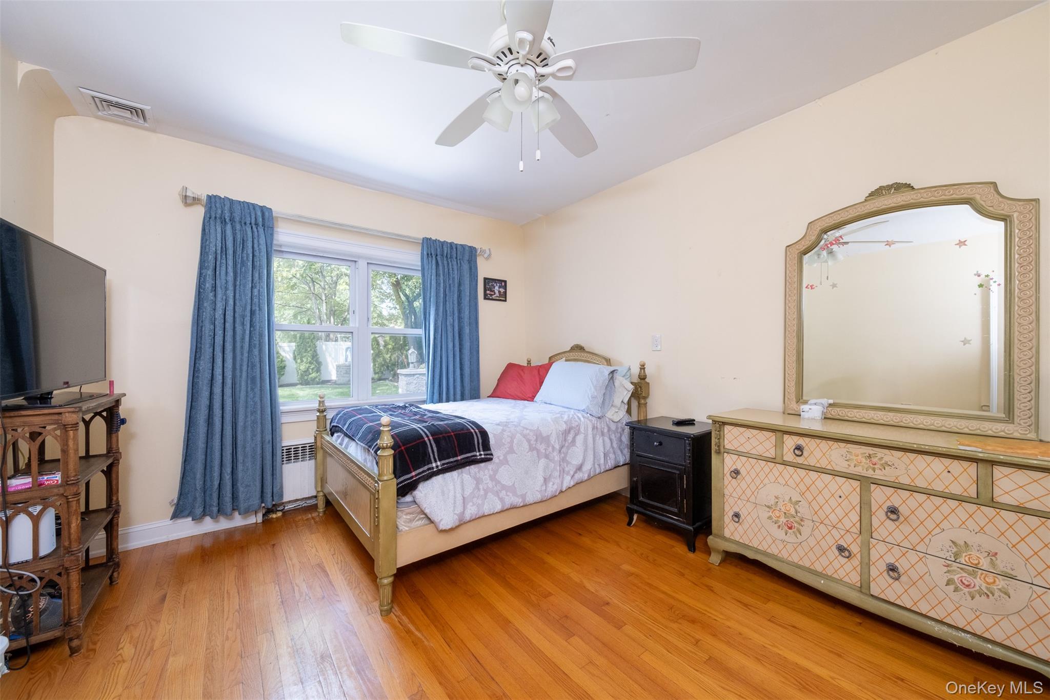 #19 photo, 982 Split  Rock Road, Pelham , NY 10803