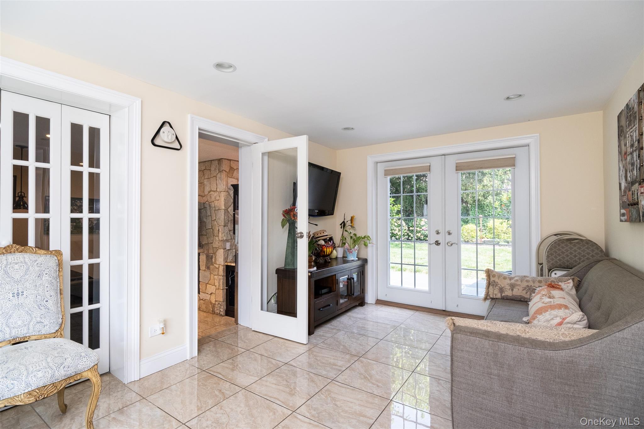 #9 photo, 982 Split  Rock Road, Pelham , NY 10803