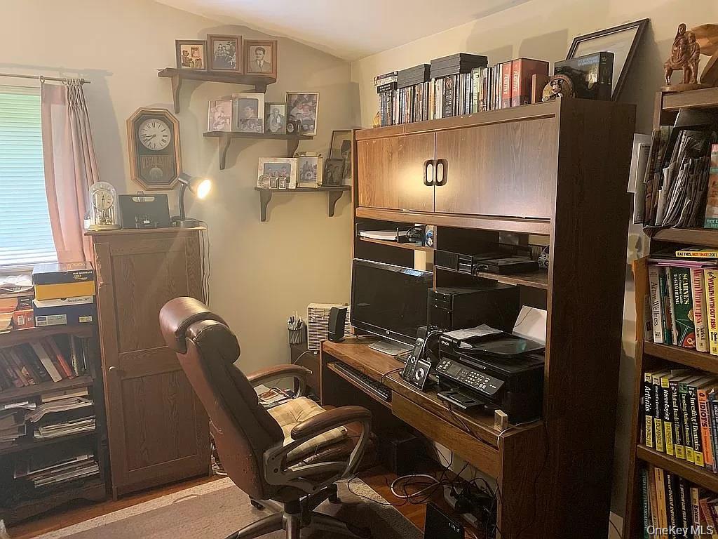 #11 photo, 249 Mill River Road, Chappaqua , NY 10514