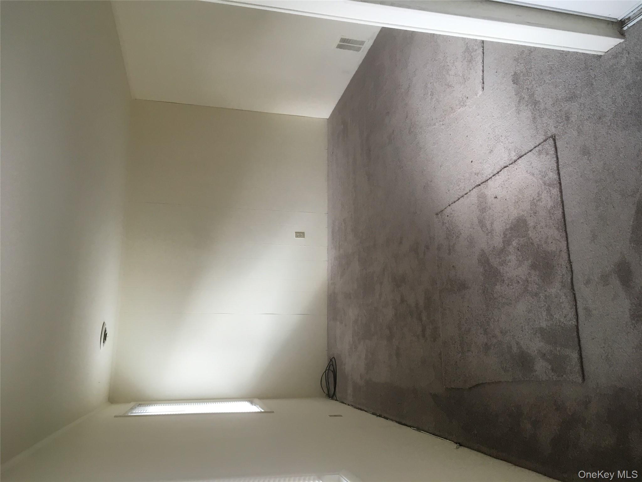 #5 photo, 11 Howard Street, Poughkeepsie , NY 12601