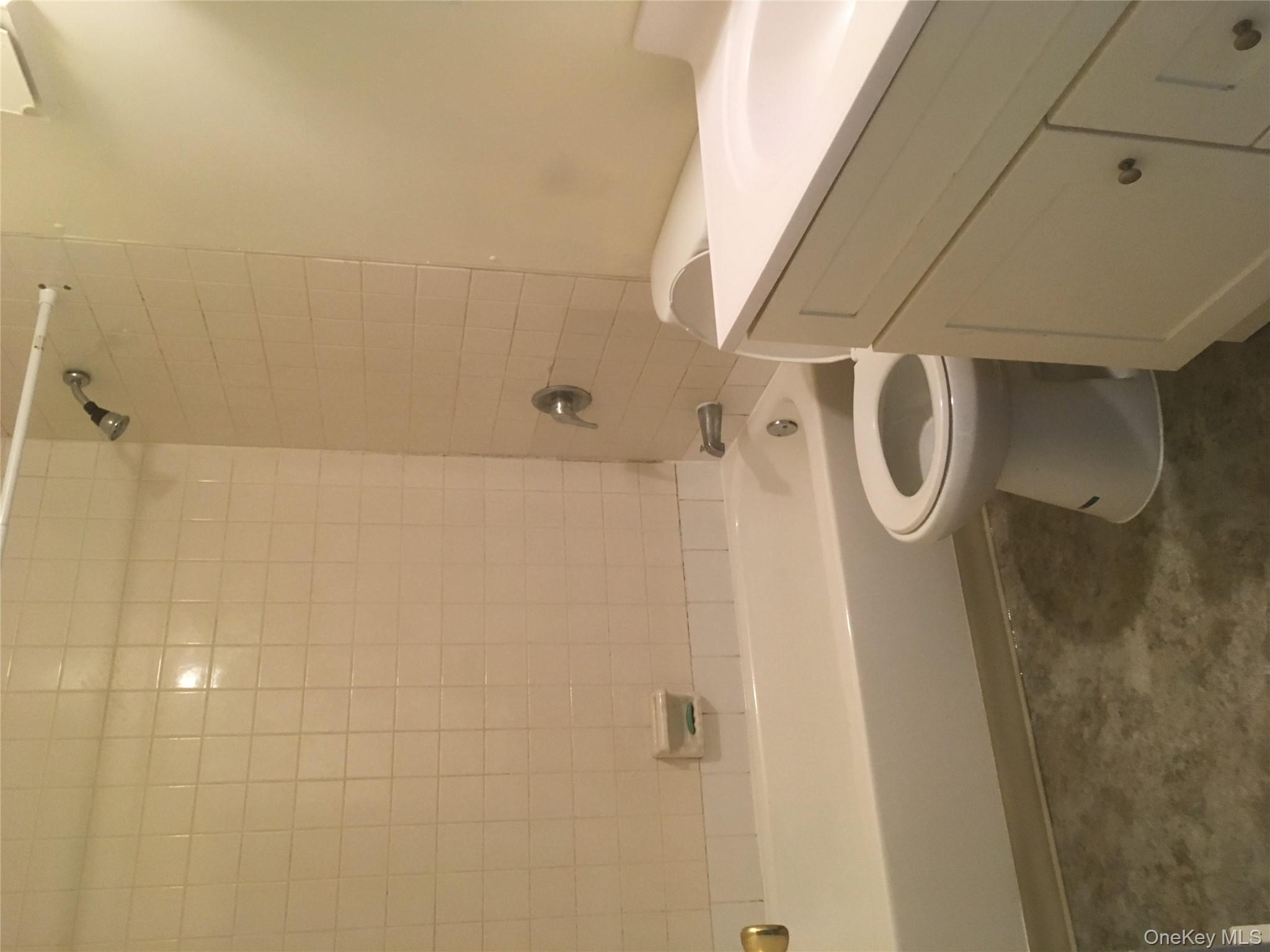 #8 photo, 11 Howard Street, Poughkeepsie , NY 12601