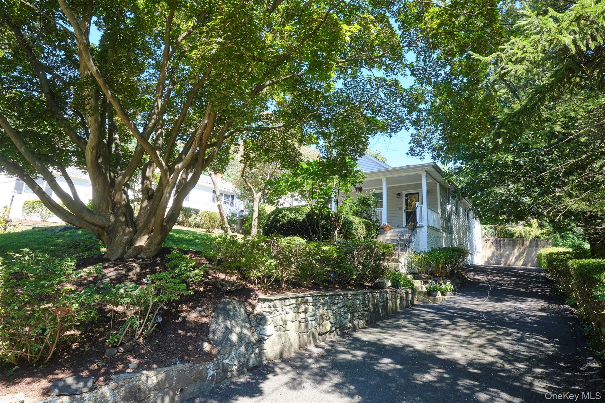 #1 photo, 41 Whitewood Avenue, New Rochelle , NY 10805