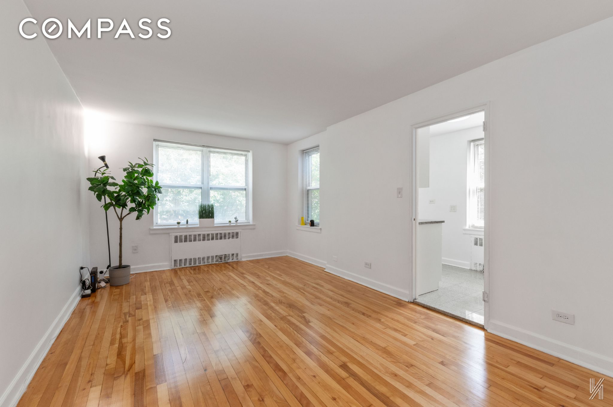 #1 photo, 33-35 81st Street, जैक्सन हाइट्स Jackson Heights , NY 11372