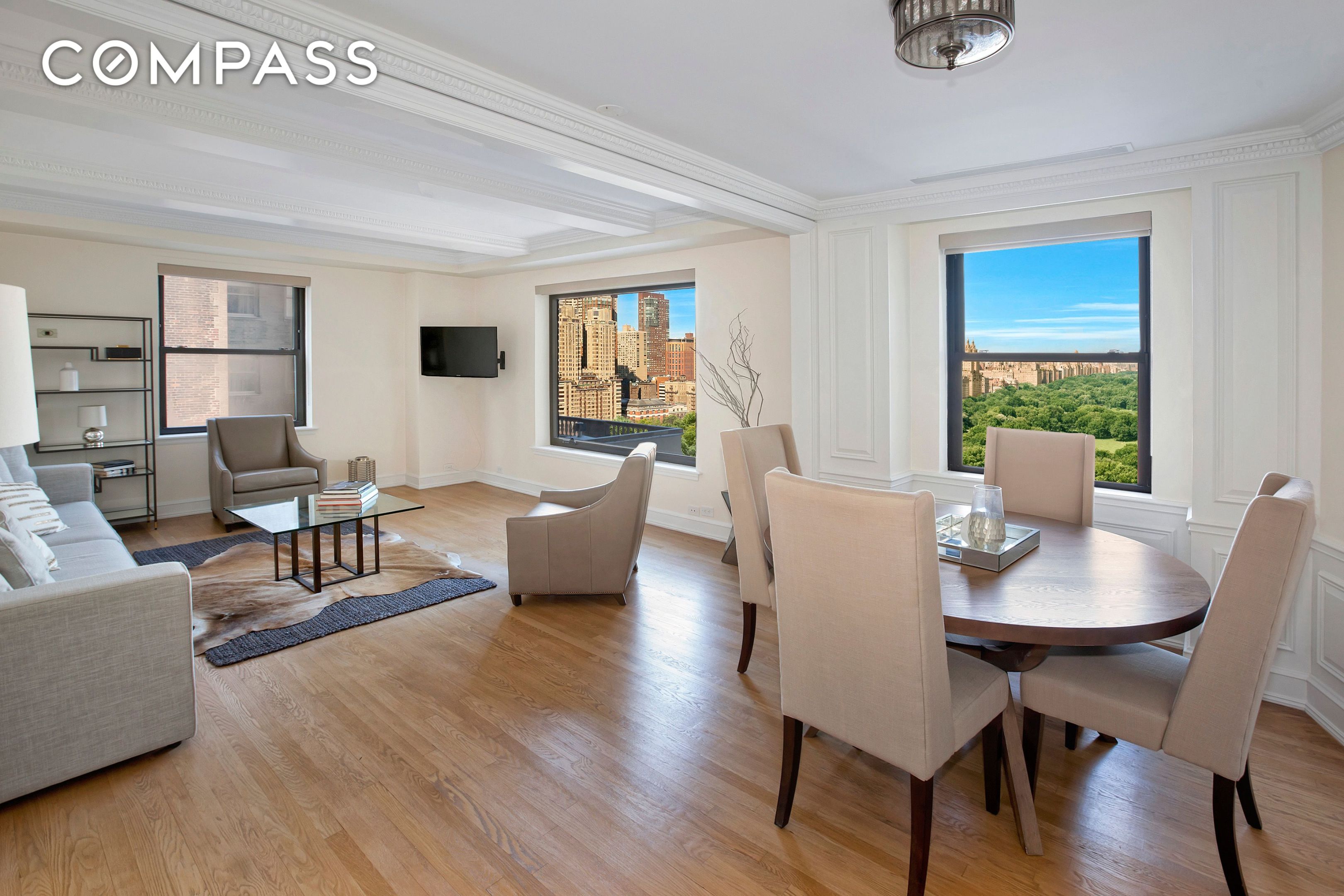 #4 photo, 160 Central Park S, マンハッタン Central Park South , NY 10019