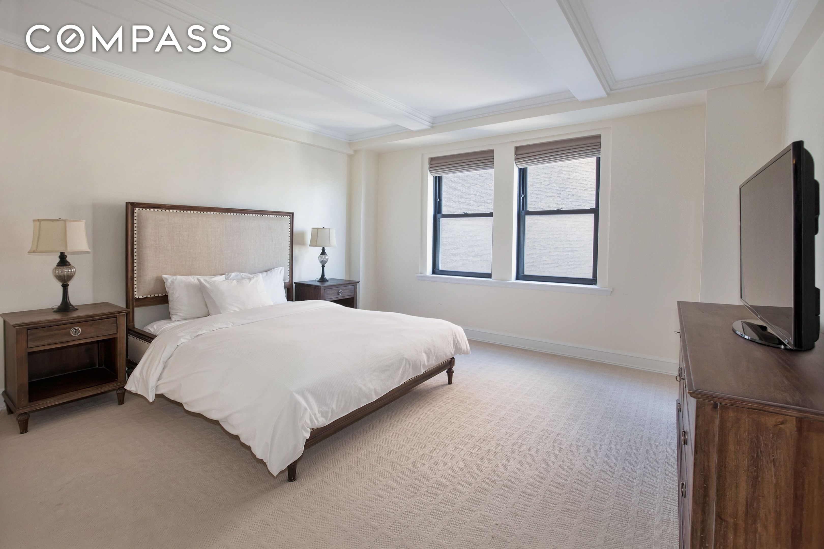 #7 photo, 160 Central Park S, マンハッタン Central Park South , NY 10019