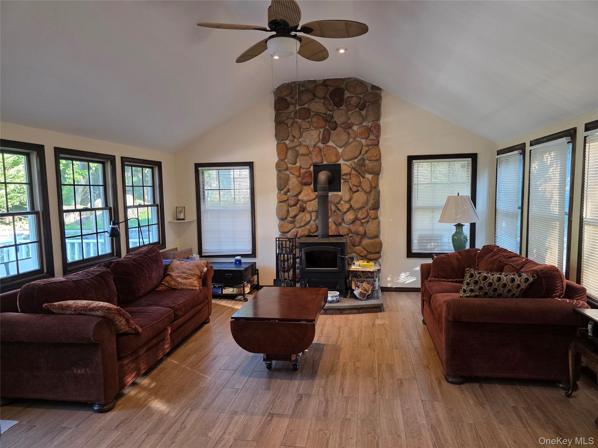 #5 photo, 51 Aloma Road, サフォーク郡 Rocky Point , NY 11778