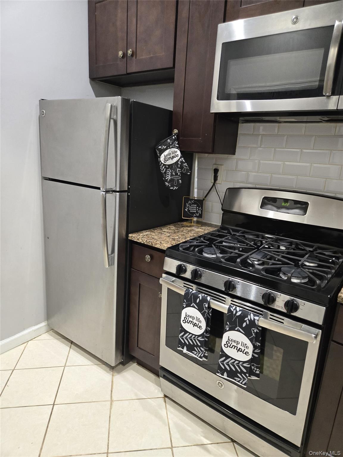 #1 photo, 1823 Menahan Street, 皇后区 瑞吉屋 Ridgewood , NY 11385