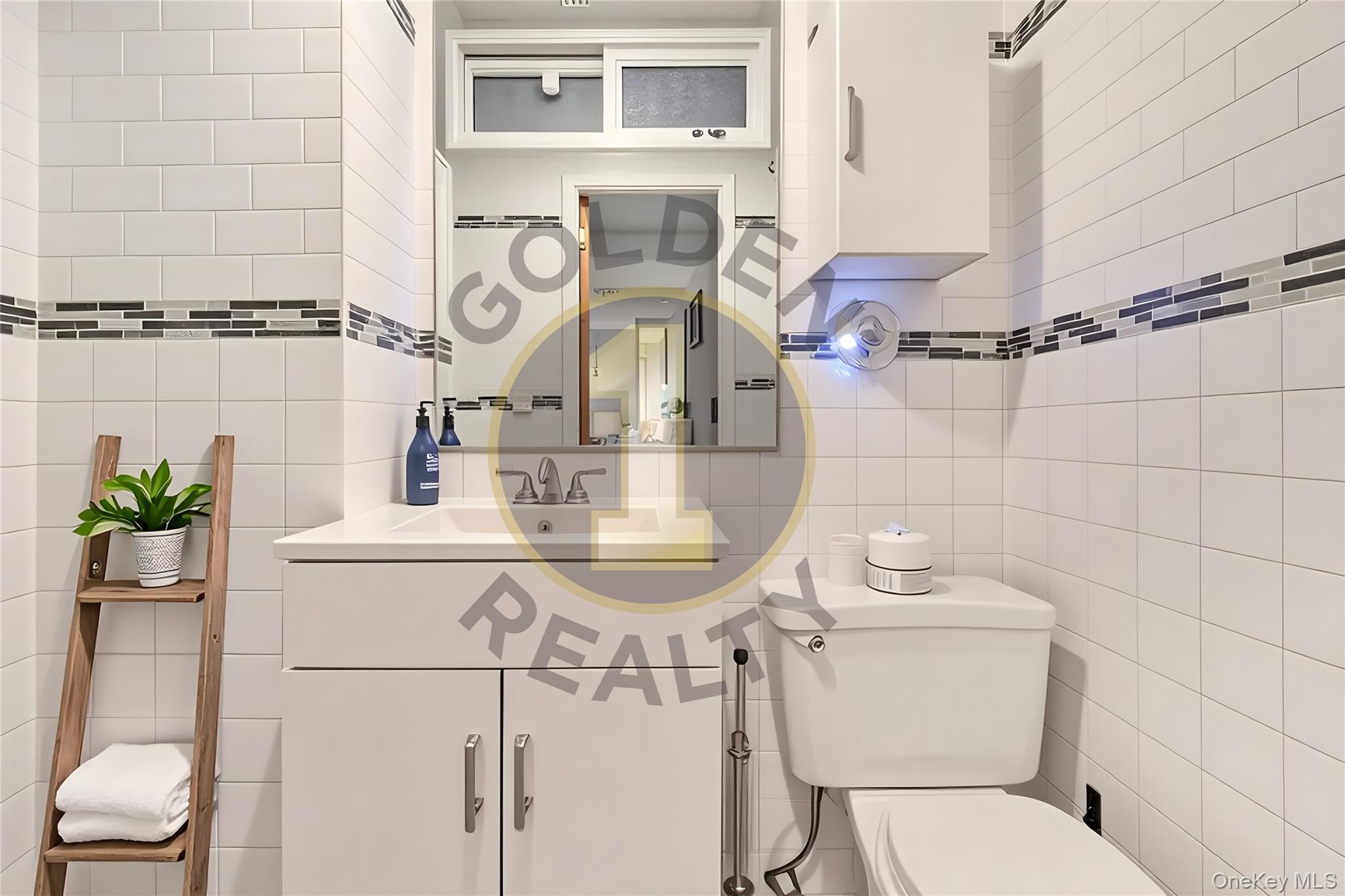 #20 photo, 6324 Alderton Street, Rego Park , NY 11374