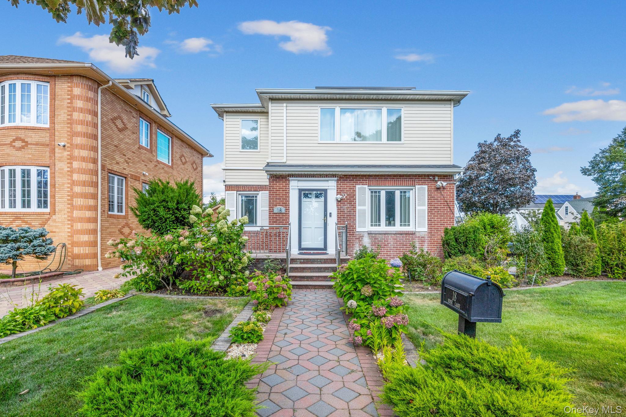 #1 photo, 18 Rose Lane, ナッソー郡 New Hyde Park , NY 11040