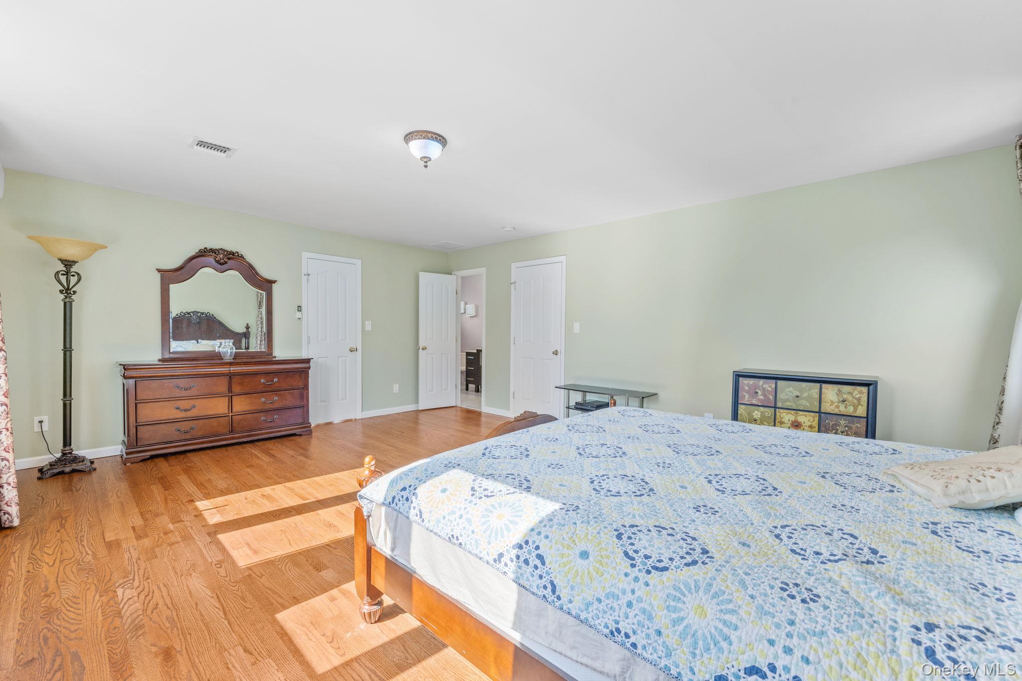 #16 photo, 18 Rose Lane, ナッソー郡 New Hyde Park , NY 11040