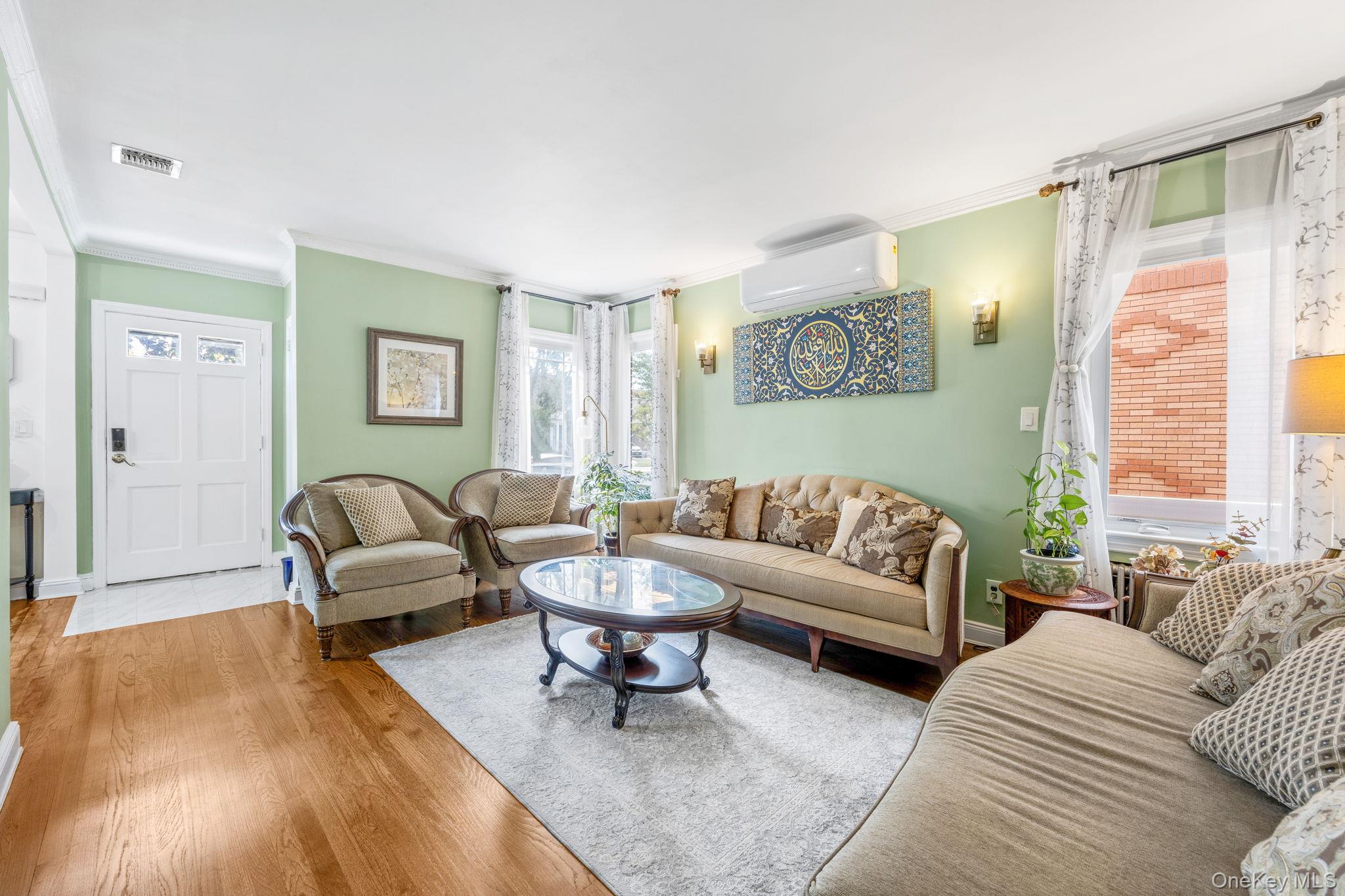 #3 photo, 18 Rose Lane, ナッソー郡 New Hyde Park , NY 11040