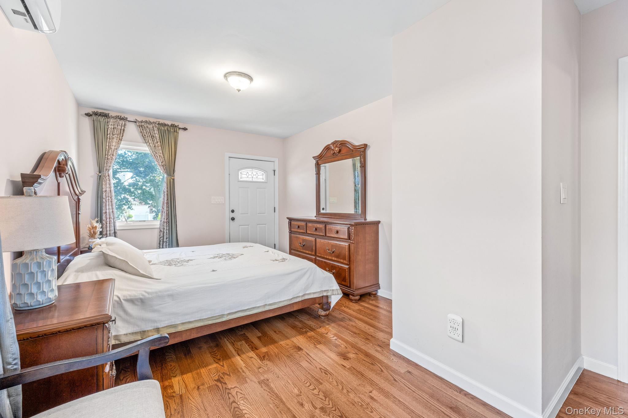 #9 photo, 18 Rose Lane, ナッソー郡 New Hyde Park , NY 11040