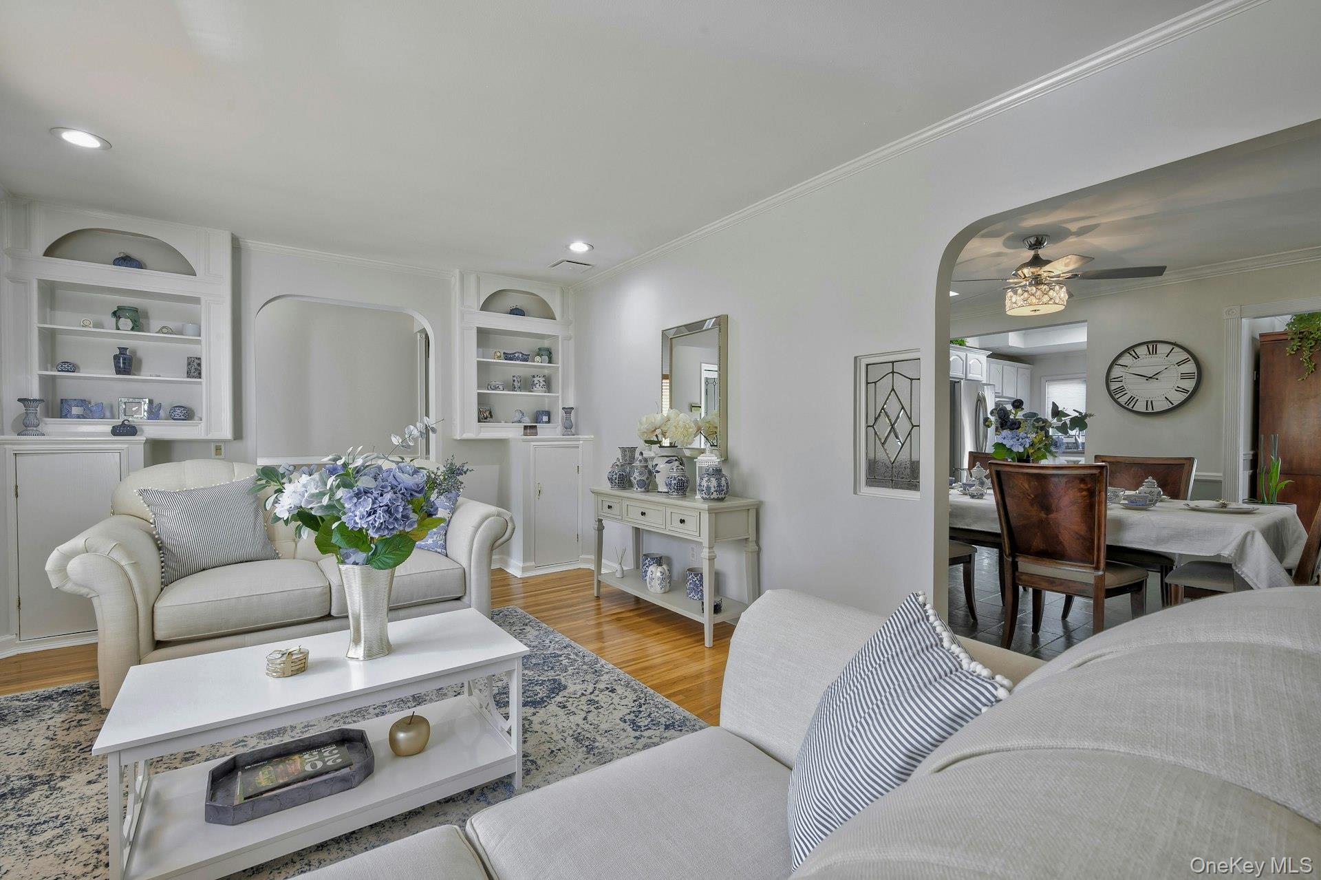 #1 photo, 17 Hill Road, ナッソー郡 Farmingdale , NY 11735