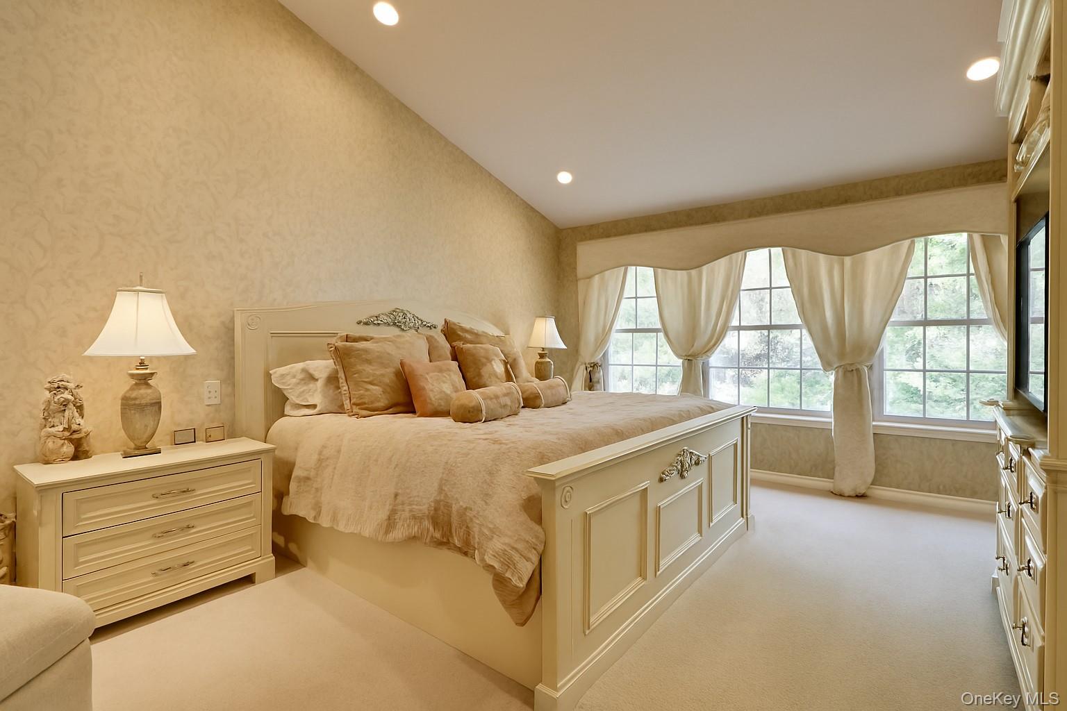 #16 photo, 18 Hamlet Drive, ナッソー郡 Plainview , NY 11803