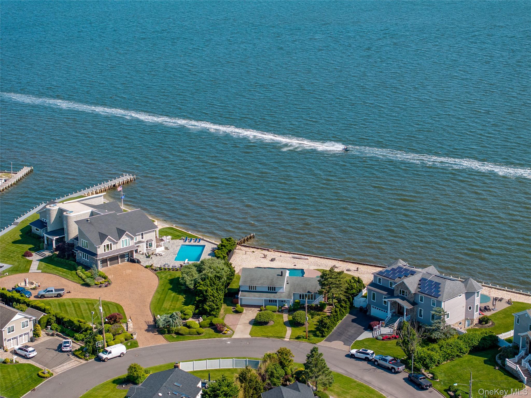 #4 photo, 167 Secatogue Lane, サフォーク郡 West Islip , NY 11795