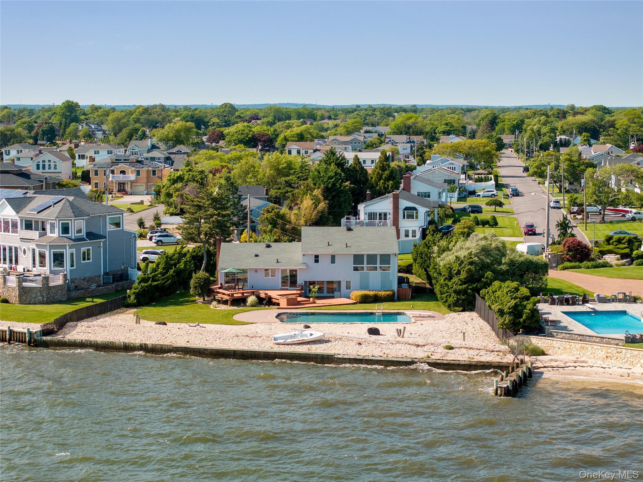 #8 photo, 167 Secatogue Lane, サフォーク郡 West Islip , NY 11795