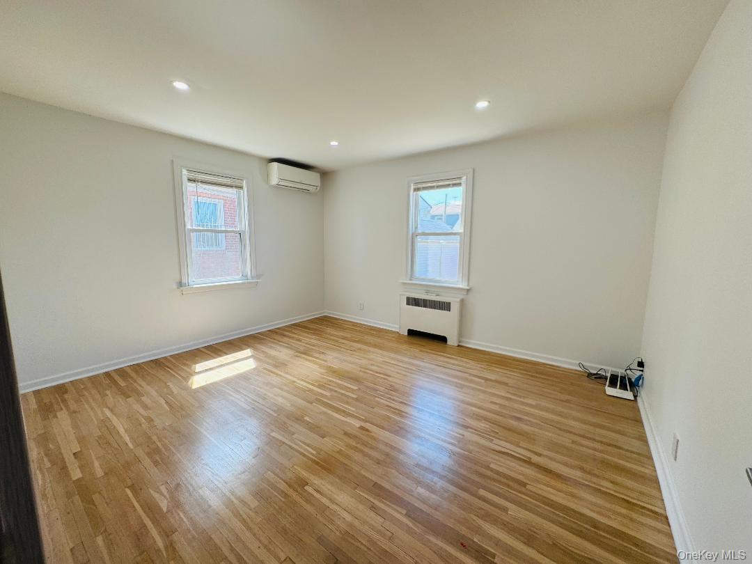 #10 photo, 8012 188th Street, クイーンズ区 Jamaica Estates , NY 11423