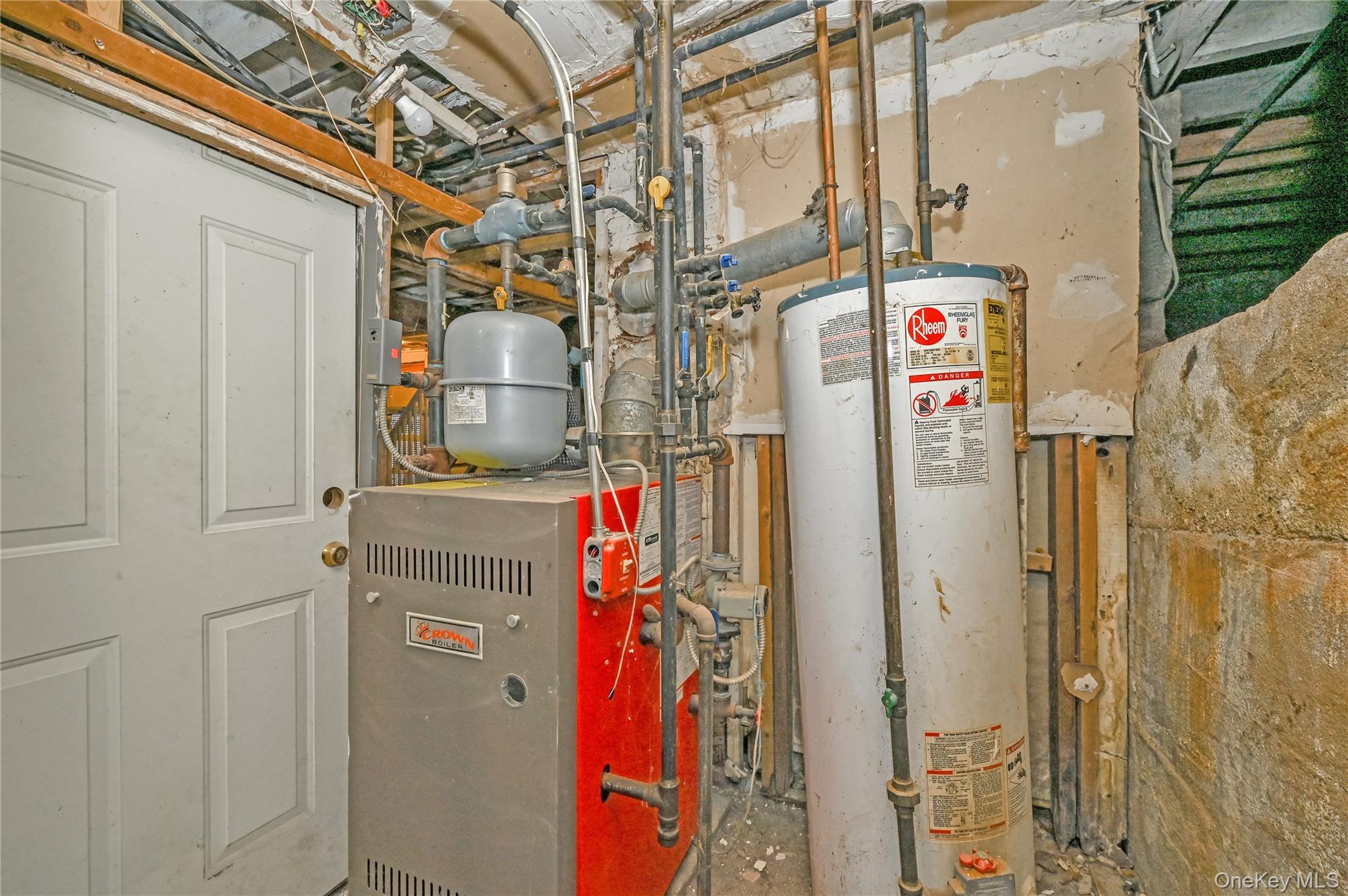 #18 photo, 20 E Roosevelt Avenue, ナッソー郡 Roosevelt , NY 11575