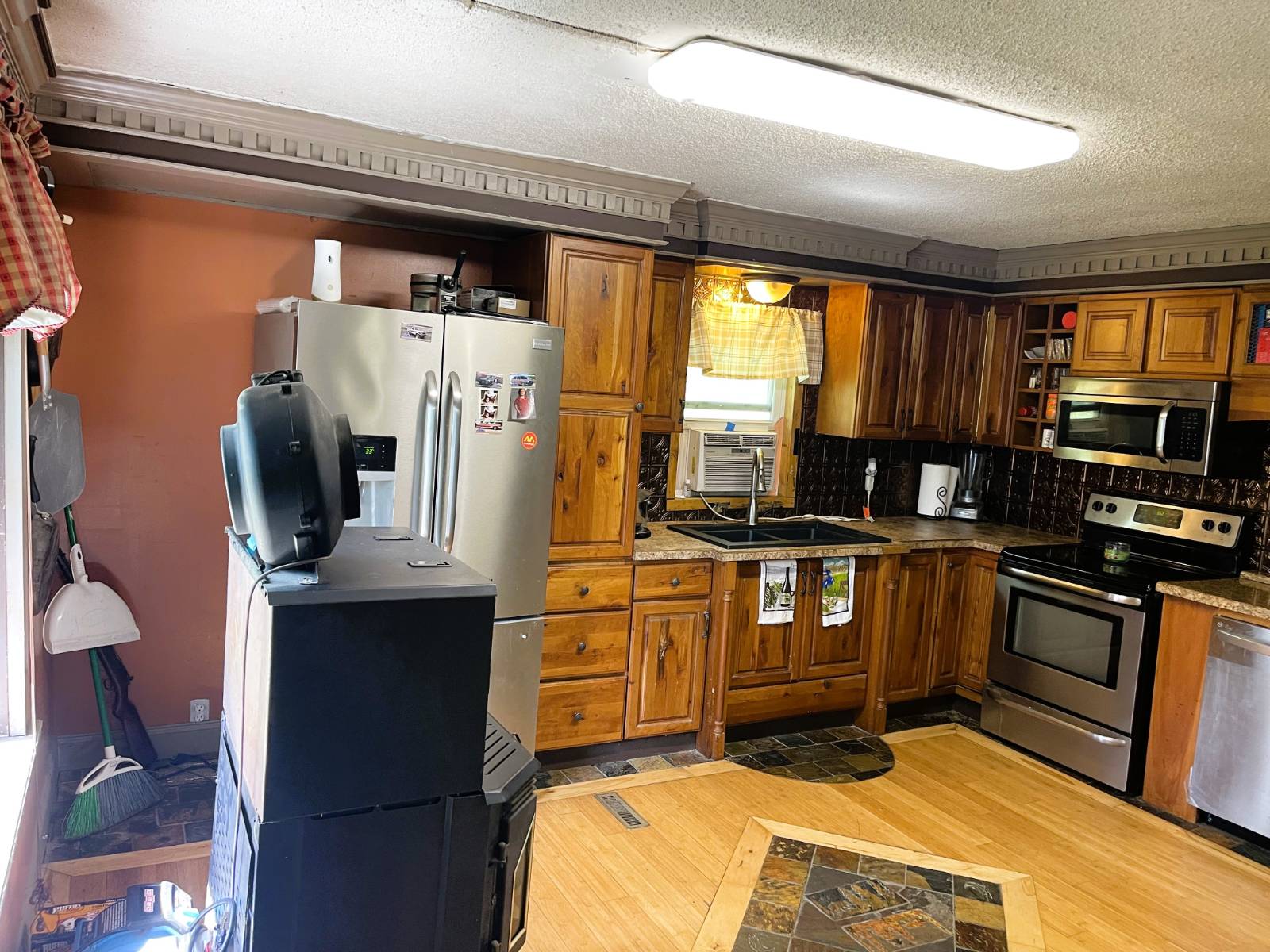 #16 photo, 3841 State Highway 30, Amsterdam , NY 12010