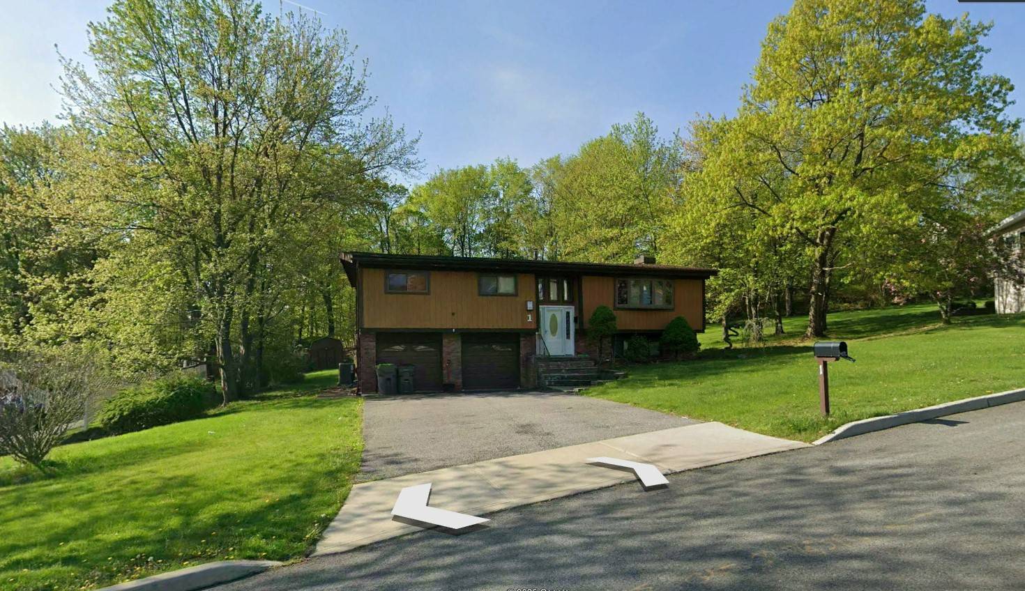 #10 photo, 1 GRANT CT., HIGHLAND MILLS , NY 10930