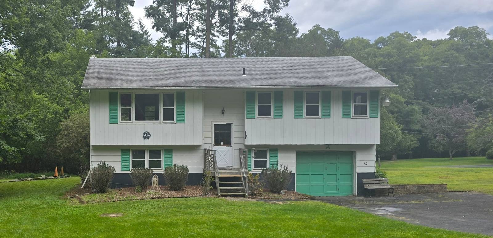 #1 photo, 46 Cone Place, Leeds , NY 12451